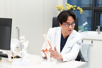 긴 연휴에 명절증후군 비상, 관절 통증 지속된다면 병원 찾아야